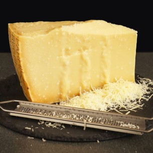 Punta di Parmigiano Reggiano stagionato oltre 24 mesi 2